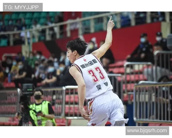 浙江稠州男篮奋勇争先展现团队精神力争CBA季后赛佳绩