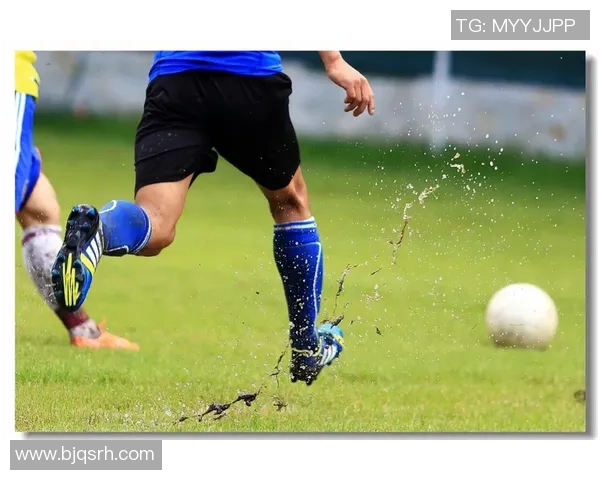 艾斯坦拿与雷恩的激烈对决揭示足球战术与团队合作的精彩瞬间